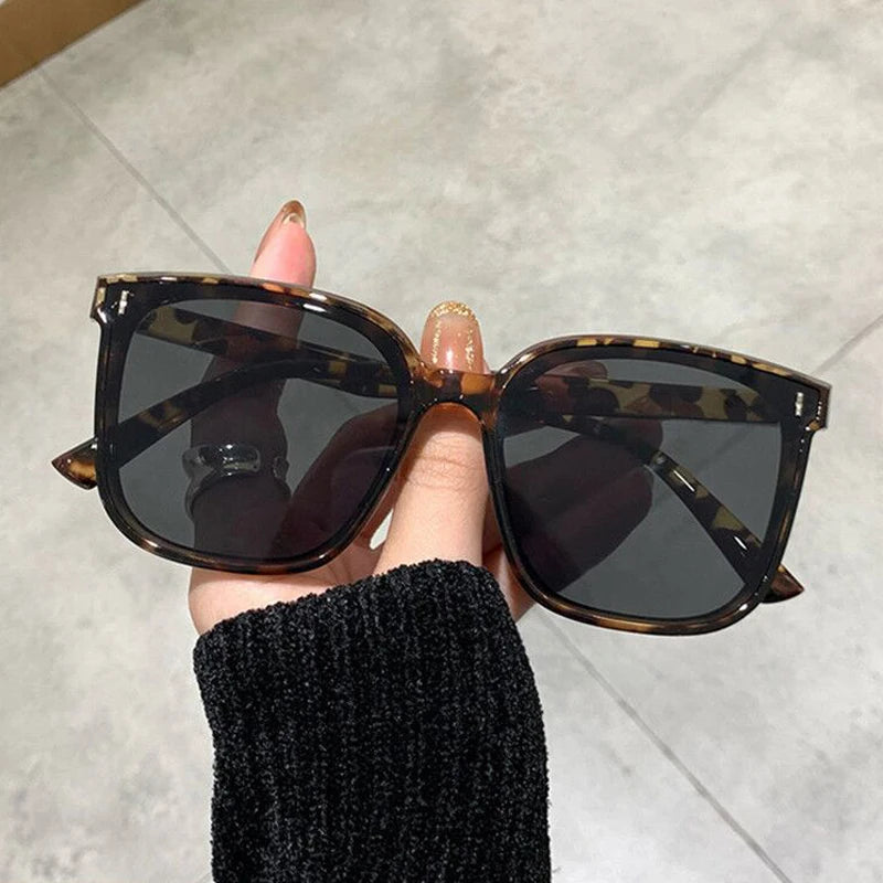 OIMG Vintage Square Sunglasses